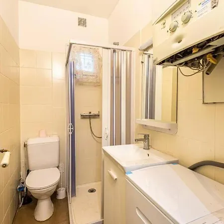 Cenoslocs - Paris A Vos Pieds Pour 4 Personnes Avec Jardin & Wifi *