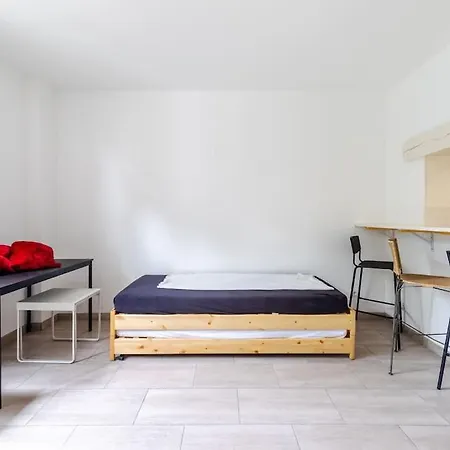 Cenoslocs - Paris A Vos Pieds Pour 4 Personnes Avec Jardin & Wifi Apartment Bondy